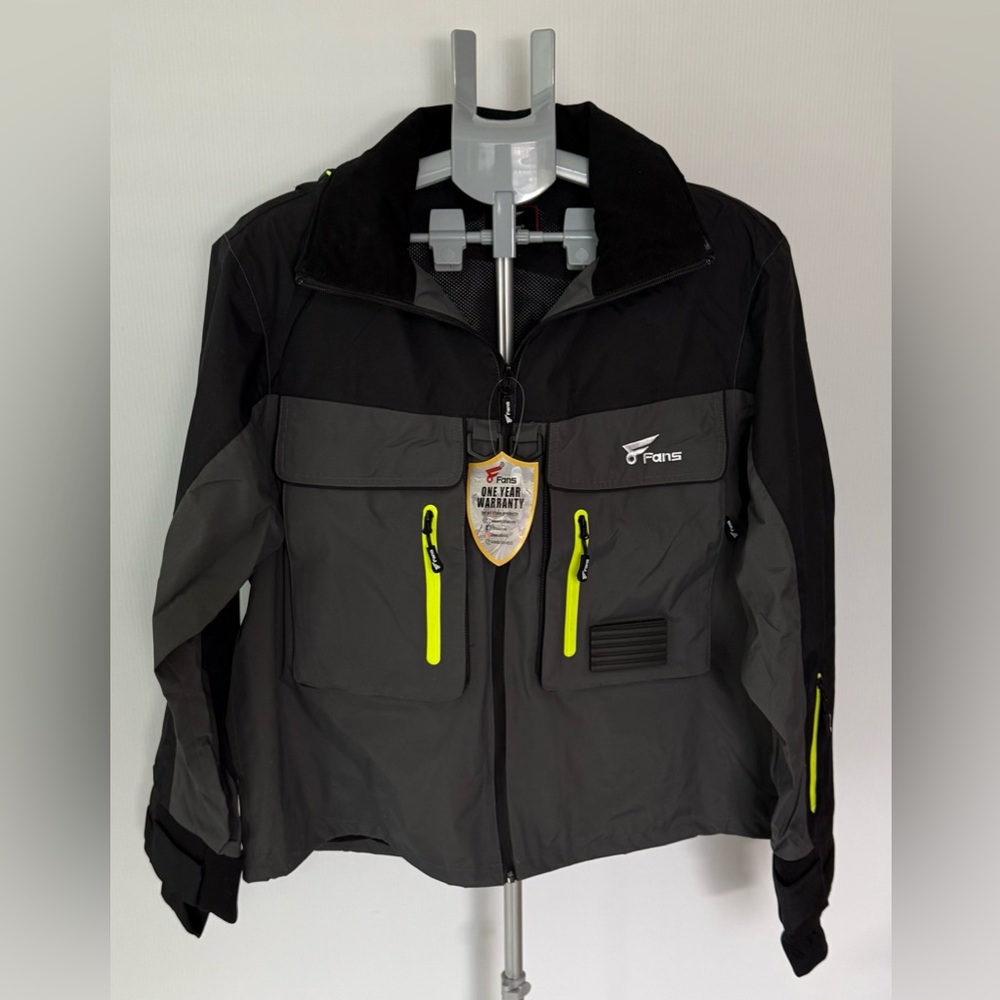 8 Fans Men's Fishing Wading Jacket Waterproof Gray & Black Medium New with Tags